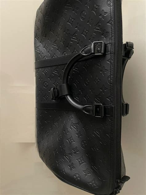 Helmet Bag Monogram Shadow Leather .